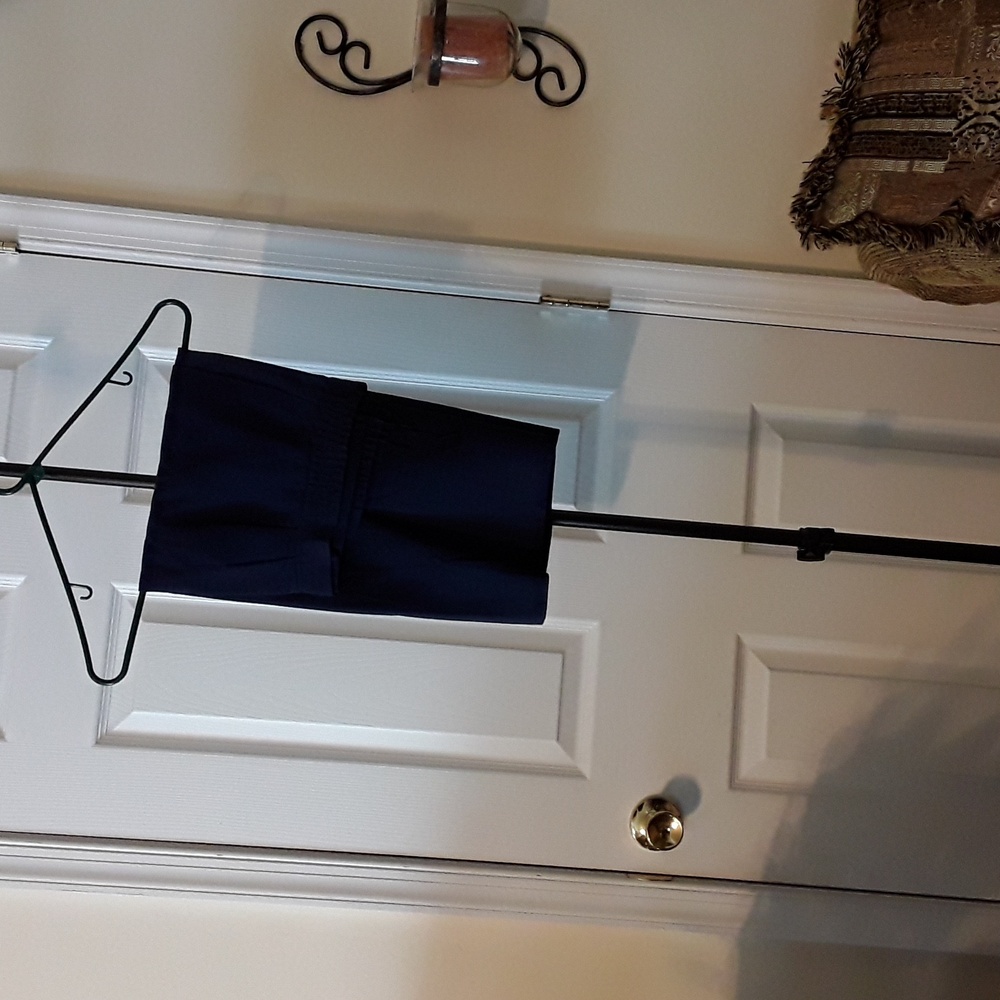 Suit - Picture 3 of 3